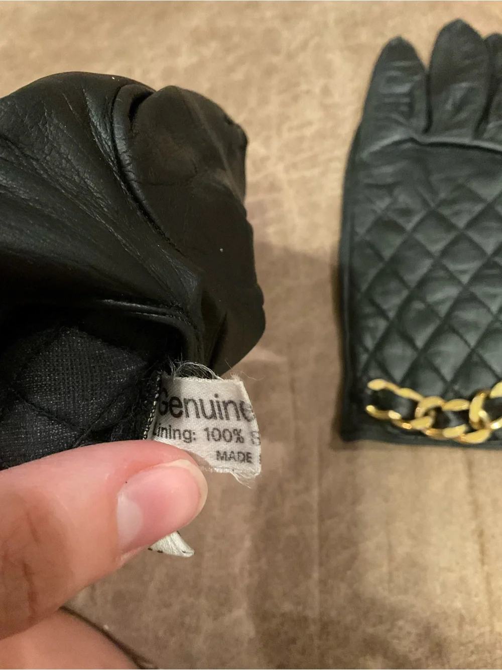 Neiman Marcus Black Quilted Leather Gloves